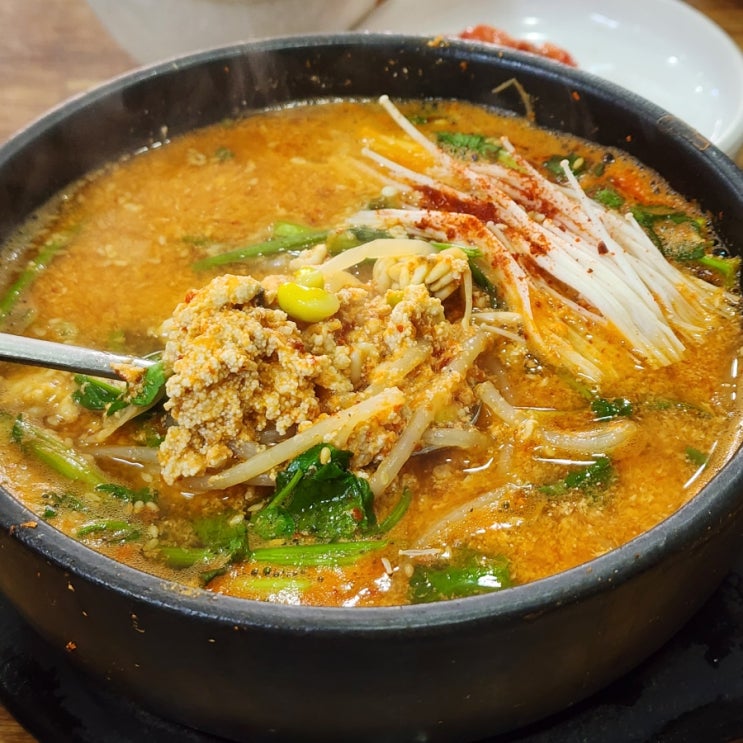  오성속풀이 상무지구 밥집 알탕 맛집 내돈내산 혼밥 솔직후기
