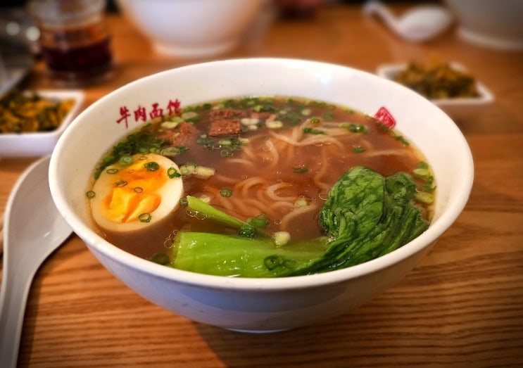  우육면관 광화문점 직장인 혼밥, 맛집으로 최고! 밥 무한리필!