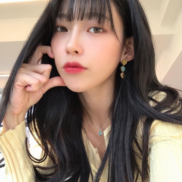 '육상 아이돌' 김민지, '골때리는 그녀'들 합류...카리나 닮은꼴로 온라인서 주목 '육상 아이돌' 김민지, '골때리는 그녀'들 합류...카리나 닮은꼴로 온라인서 주목