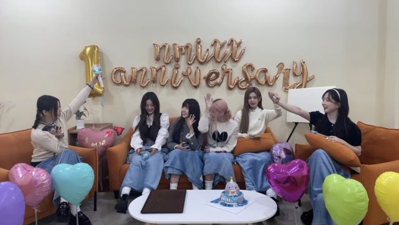 엔믹스(NMIXX) 공식 응원봉  이름 '믹스틱'