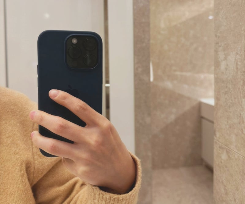 아이폰14pro 실리콘 케이스 정품_스톰블루 리뷰