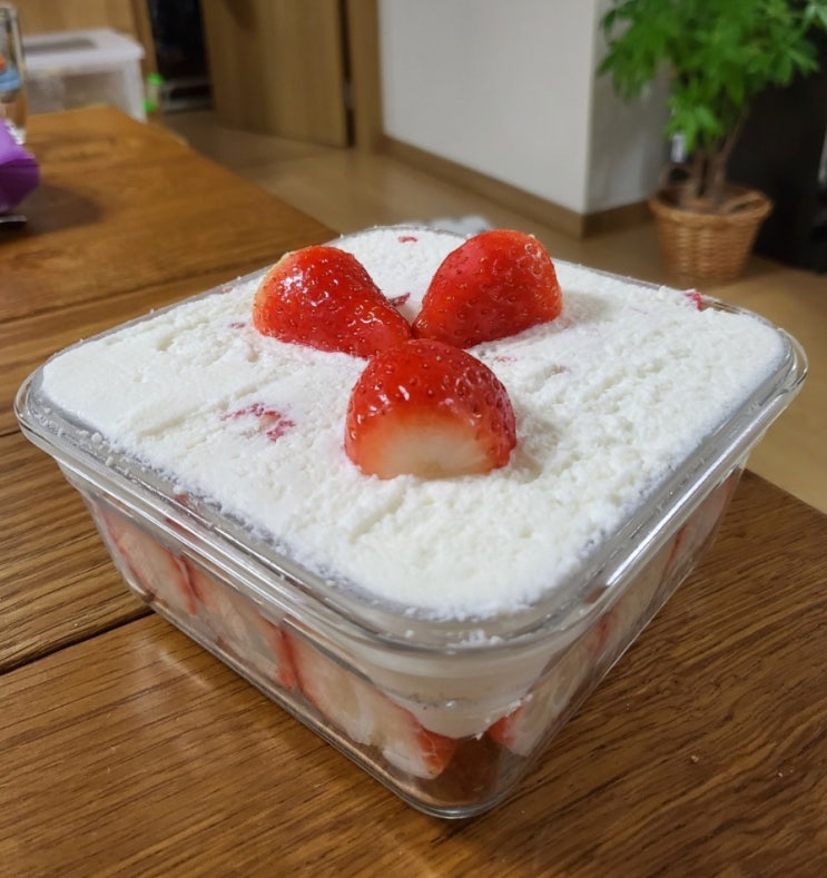 떠먹는 딸기 생크림 케이크 아이와 함께 만들기(자축 생일케익)
