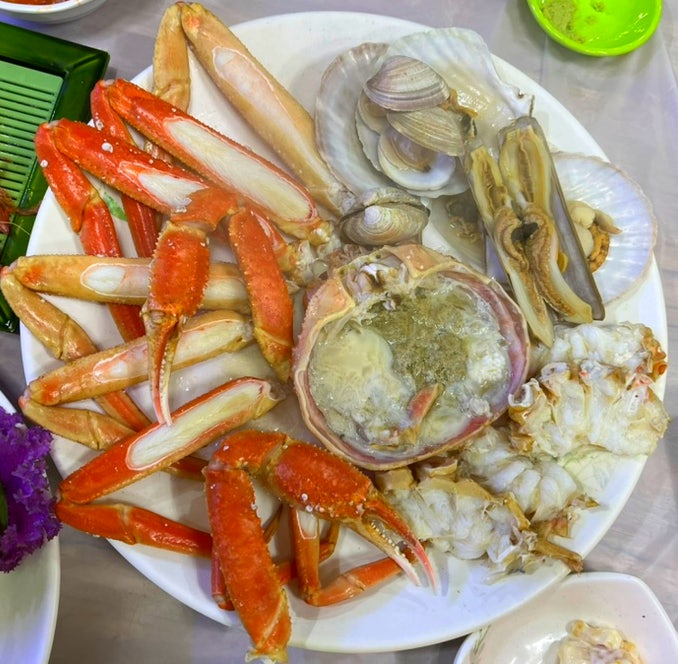  속초 롯데리조트 대게 맛집 - 옛날선미네 게찜 가격 굿, 신선함 최고