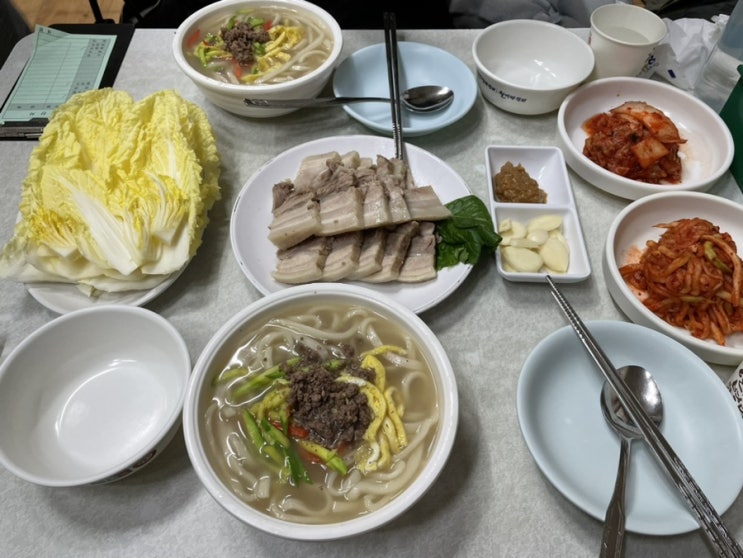  을지로/종로3가 대련집 생배추보쌈, 사골칼국수, 장수막걸리!