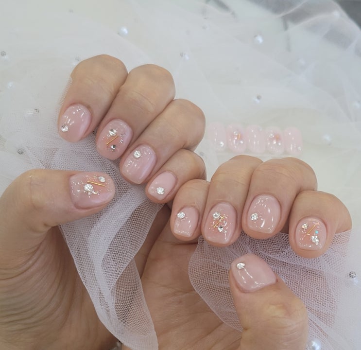 수청동네일 2023 봄네일 받은 I이뽀Nail 수청동네일 2023 봄네일 받은 I이뽀Nail
