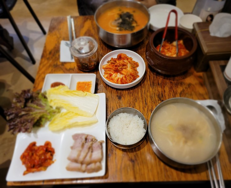 [가시 Food실록] 서울 서울역, 남대문 근처 칼국수, 만두 맛집 명동칼국수