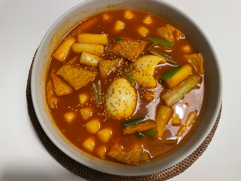 마켓컬리3편 : 떡볶이 찐 매니아가 진심으로 강추하는 미로식당 국물떡볶이