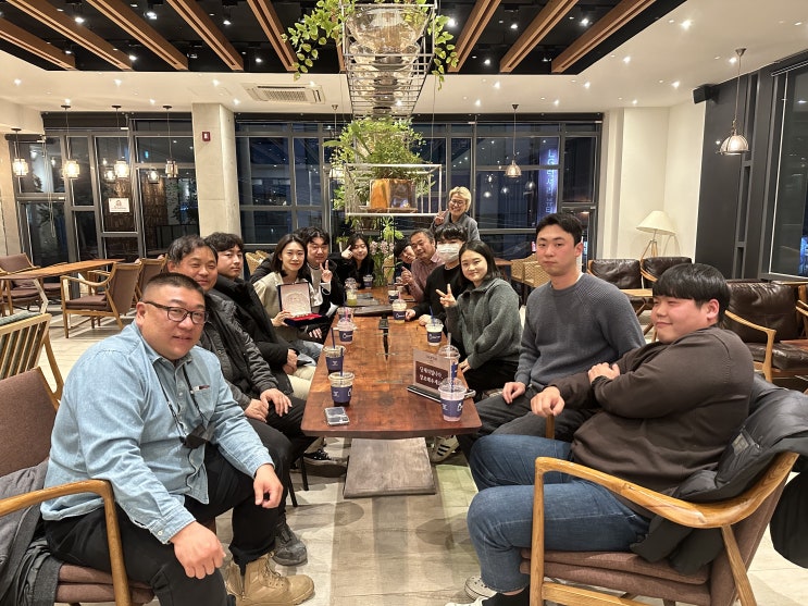  빛나는 당신의 내일을 응원합니다! ::송별회