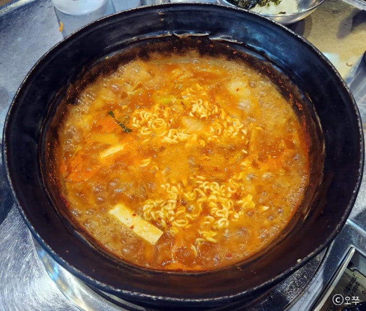  [서울 가산디지털단지역 맛집] 백채 김치찌개 가산로데오점 / 김치찌개 추천