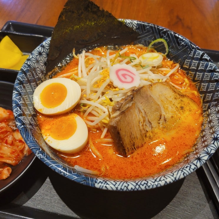  명지 스타필드 푸드코트 혼밥~아찌라멘! 돈코츠라멘 먹었어요!