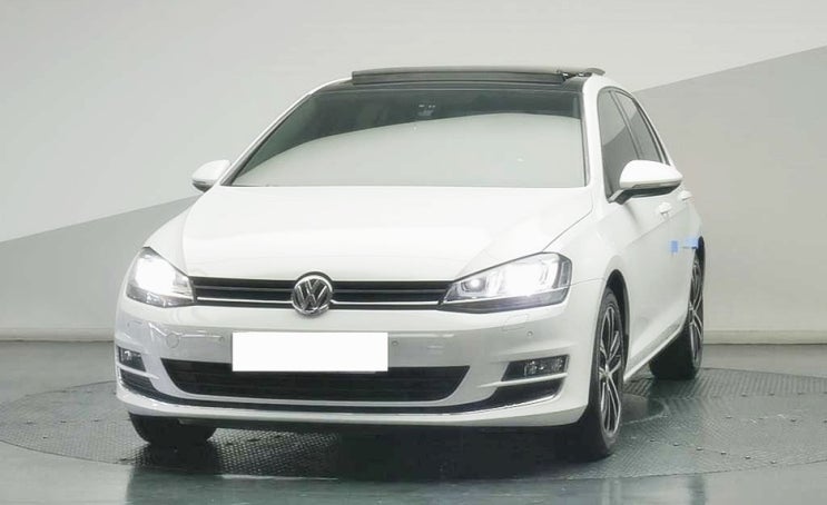  폭스바겐 골프 7세대 중고차 2.0TDI 프리미엄 뛰어난 시야