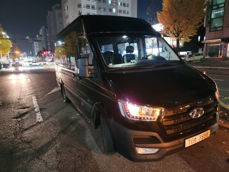  현대 렌터카에서 운영 중인 쏠라티 15인승 소개