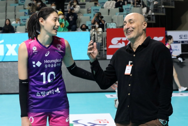 갓연경 영접! <b>흥국생명</b> vs 한국<b>도로공사</b> (331/365)(Season 2)