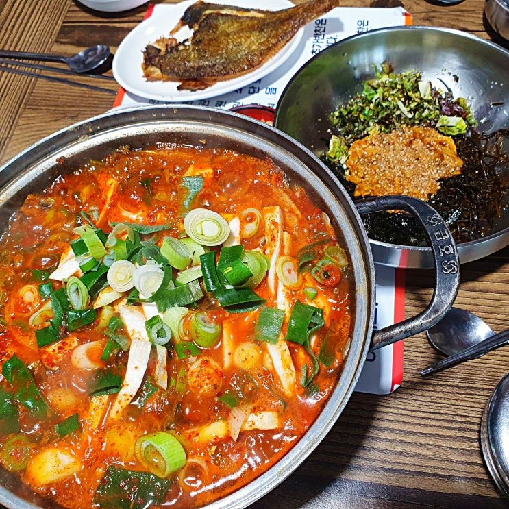  남해 다랭이마을 아침식사 가능한 <시골할매막걸리> 멸치쌈밥, 멸치회무침, 유자막걸리 원조 맛집