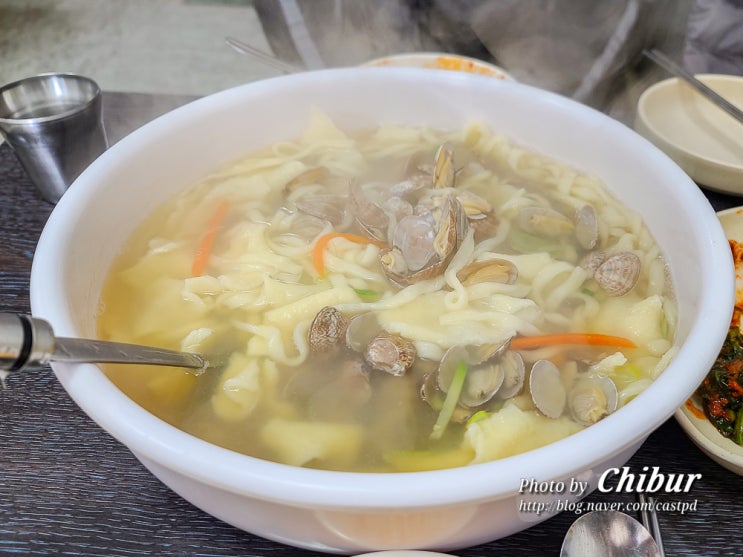  부천 맛집 깔끔한 국물의 바지락 칼국수 수제비