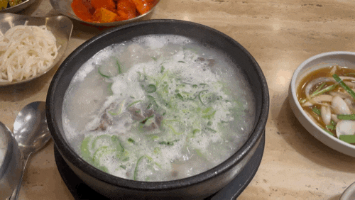  상무지구 설렁탕 맛집 일등 서울깍두기 상무점