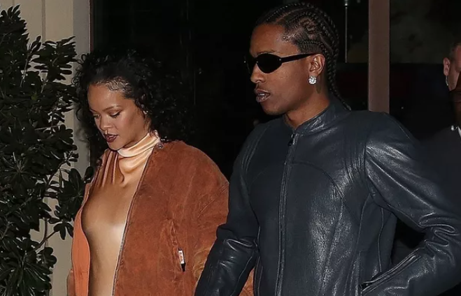임신한 리한나는 밀라노에서 열리는 데이트의 밤에 A$AP Rocky와 합류합니다 임신한 리한나는 밀라노에서 열리는 데이트의 밤에 A$AP Rocky와 합류합니다