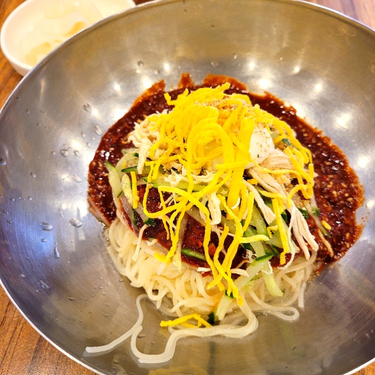  부산 맛집 서면시장 시원하고 달큼새콤한 밀면 맛집 서면개금밀면