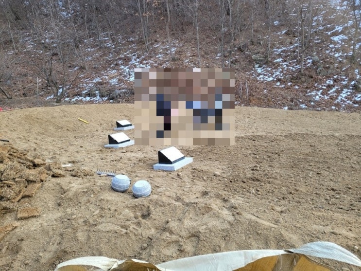  2023년 김천시 감문면 송북리산 가족묘조성 와비4조 자판4자한조 잔디조성 고인돌장묘개발장의사 #2023년윤달 #김천윤달이장 #김천윤달화장 #윤달
