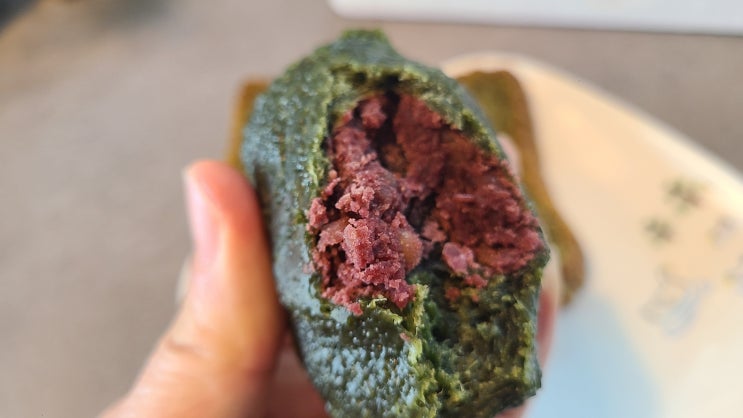 제주도찐빵 한라산쑥찐빵 쑥식빵 대박 제주도찐빵 한라산쑥찐빵 쑥식빵 대박