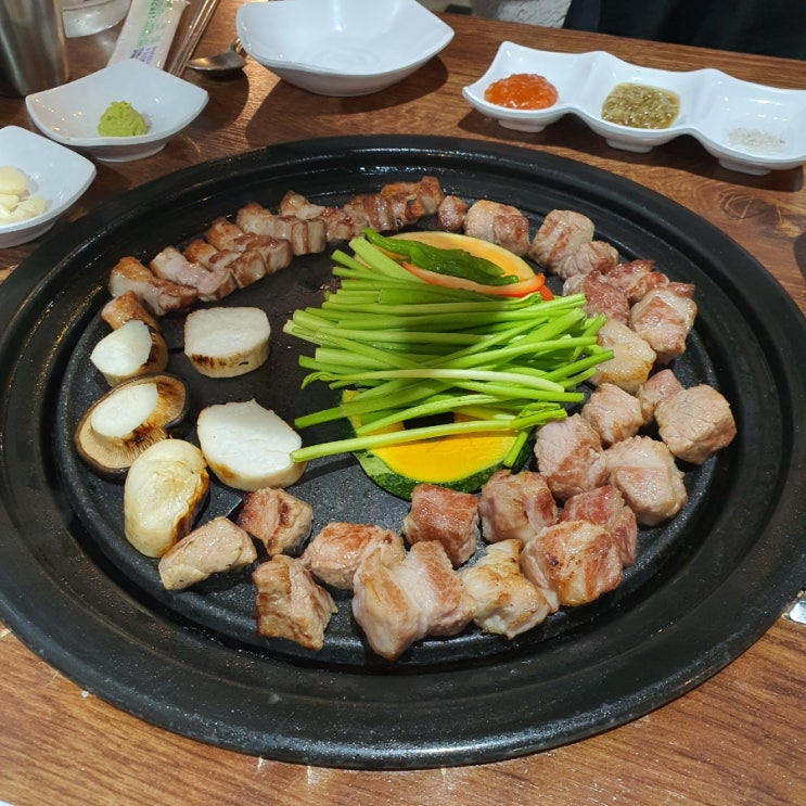  양재역 고기 서초목살 내돈내산 별5개