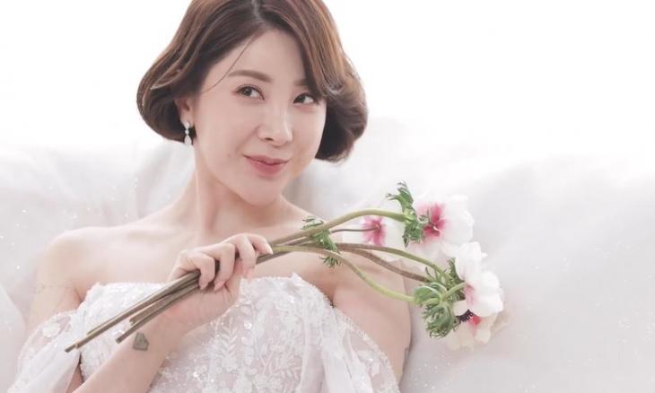 "왜 안왔어?" 결혼 마친 서인영, 결혼식장 오지 않은 쥬얼리 멤버는? "왜 안왔어?" 결혼 마친 서인영, 결혼식장 오지 않은 쥬얼리 멤버는?