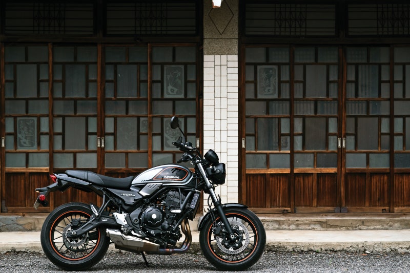 가와사키 Z650RS 시승기 2022 KAWASAKI Z650RS 기분 좋은 레트로 스포츠 네이키드
