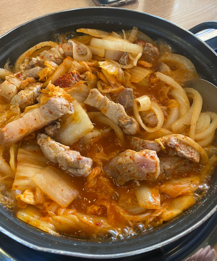  경기 광주 순영네 돼지집 허영만의 백반기행 소개된 김치 돼지 두루치기 맛집