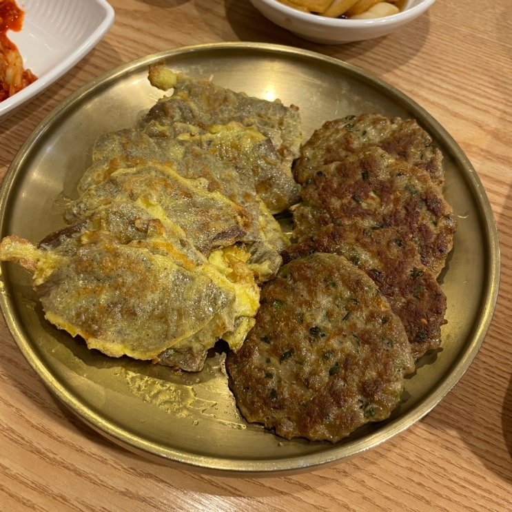 [상암]육전국밥 : 산적소갈비찜이랑 막국수랑 육전완자 반반