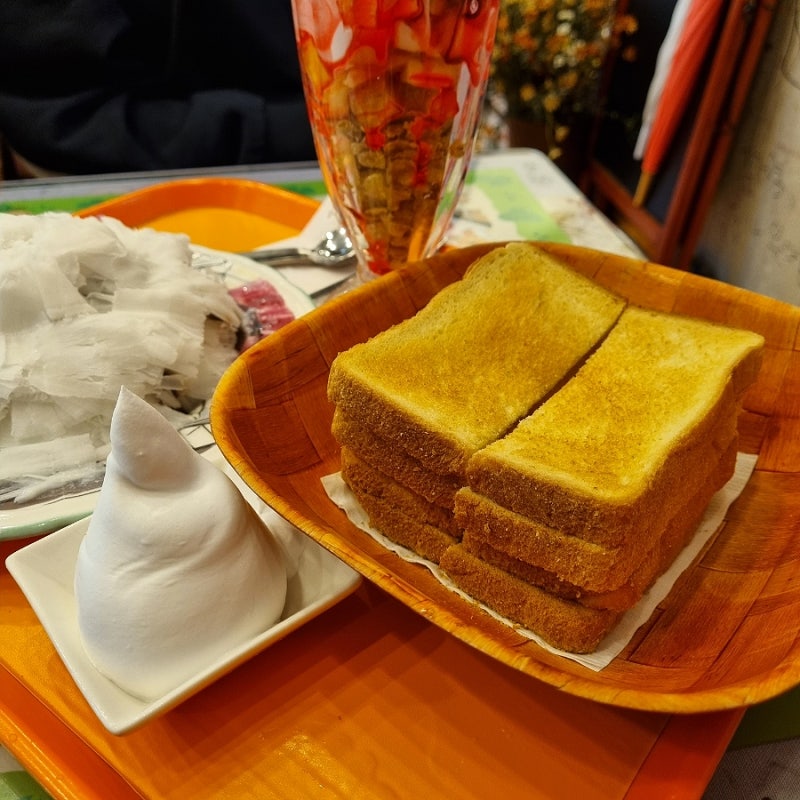 부천 뉴코아 맛집] 캔모아 나는 벽을 보면서 추억을 떠올려... : 네이버 블로그