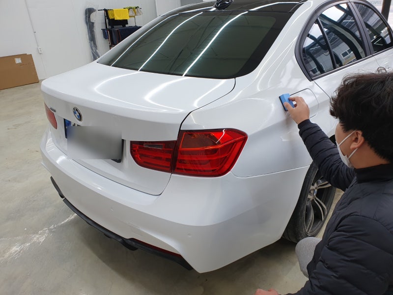 시흥 신현로38번길 / 골드스파클 전체랩핑(보험수리) / BMW /3시리즈 (F30)