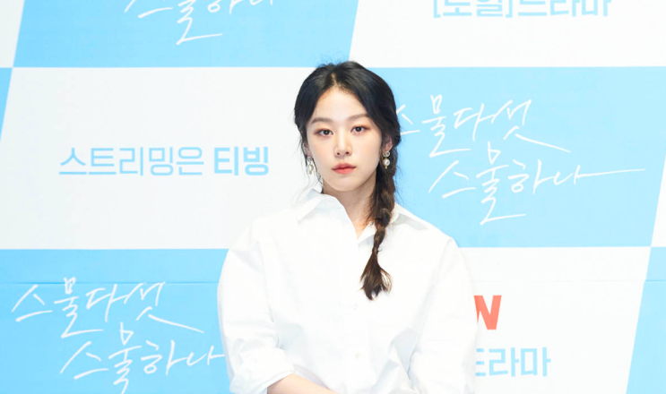  모래에도 꽃이 핀다 드라마 정보, 출연진 장동윤, 이주명 ( 검토중 )