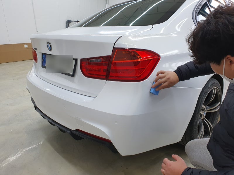 시흥 신현로38번길 / 골드스파클 전체랩핑(보험수리) / BMW /3시리즈 (F30)