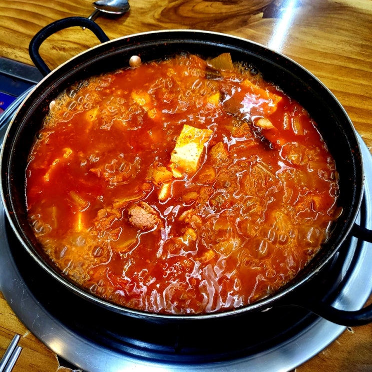  청주 맛집 옛날 찌개_생 돼지김치찌개 전문점 청주 1호점
