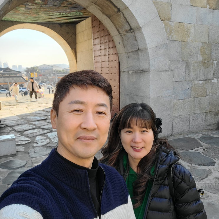 주말 아내와 평장원점심후 수원 창룡문 산책 주말 아내와 평장원점심후 수원 창룡문 산책