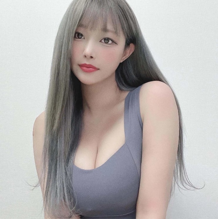 유명 트위치 스트리머 김갑주, 공항장애로 응급조치...팬심 유혹하는 몸매는 여전해 유명 트위치 스트리머 김갑주, 공항장애로 응급조치...팬심 유혹하는 몸매는 여전해