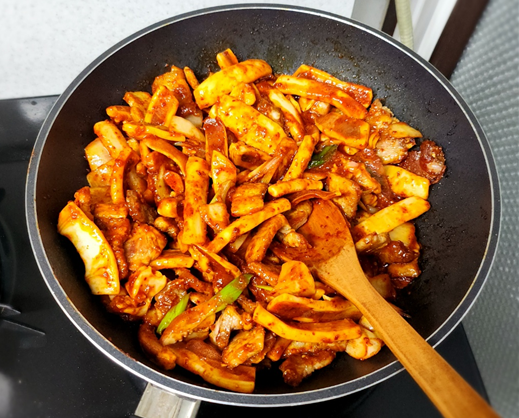  오랜만에 요리 솜씨 폭발~!! 여친을 위한 요리 ! 오삼불고기 황금레시피 !