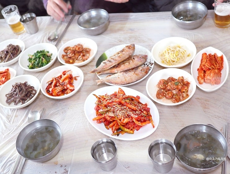  여수 화양면맛집 중앙식당편의점 백반과 통닭까지?