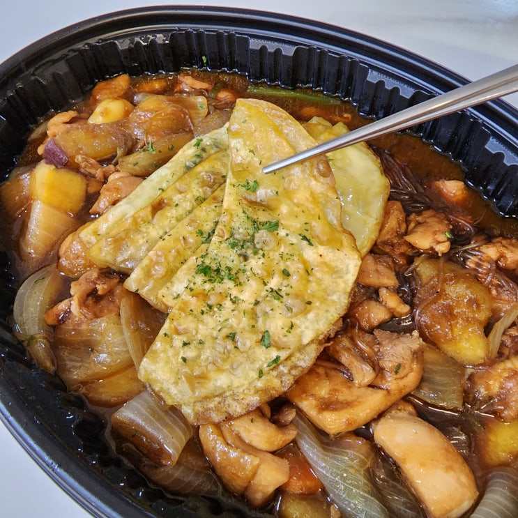  두찜메뉴추천 까만찜닭과 납작만두