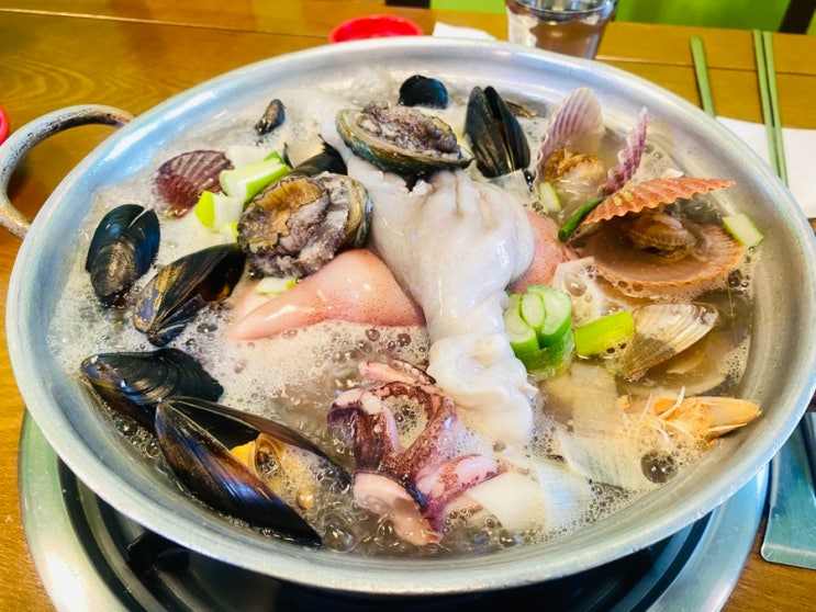  경기도 고양 푸짐하고 싱싱한 해산물이 가득한 박승광 최강해물손칼국수 풍동점