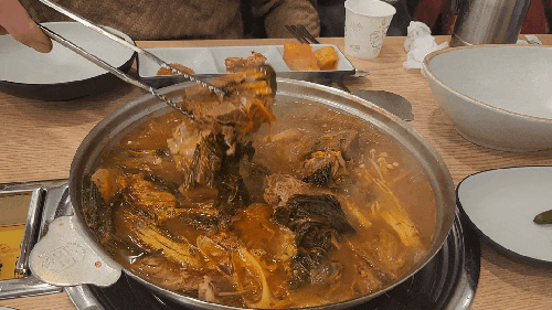 [진해구청맛집] 얼큰한 국물 해장엔 맛나감자탕 진해구청점