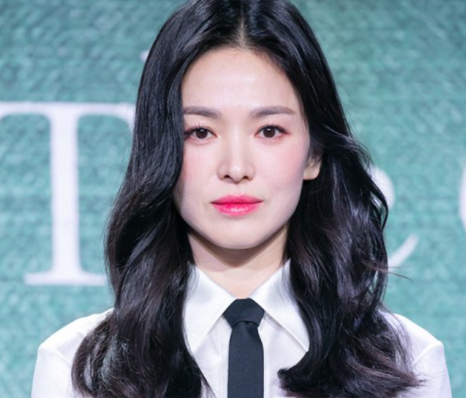 송혜교, '위안부 피해' 할머니 응원…3·1절 다큐 내레이션 송혜교, '위안부 피해' 할머니 응원…3·1절 다큐 내레이션
