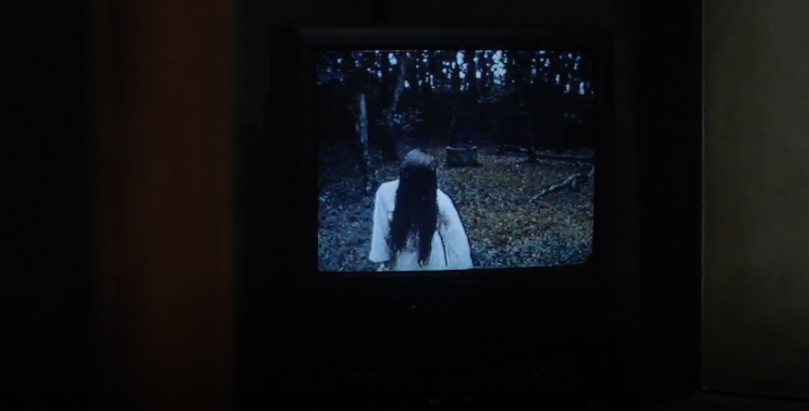 영화 링: 공포영화 고전명작, TV 속에서 나오는 처녀귀신의 저주