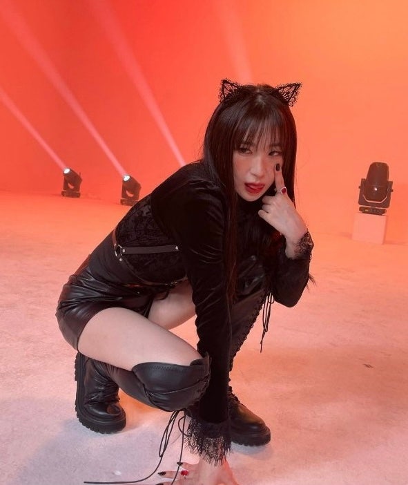 ITZY 채령 쌍둥이언니, 전 아이즈원 채연 외모변화?