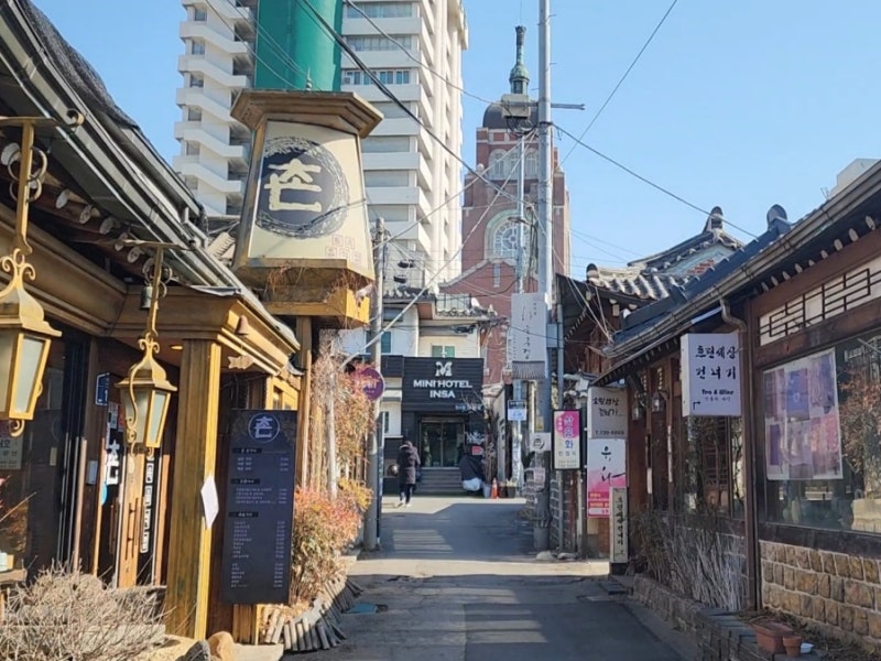 인사동 거리 다녀왔어요 / 먹기리 가득 전통 수공예품 구경 하기 좋은 곳 : 네이버 블로그