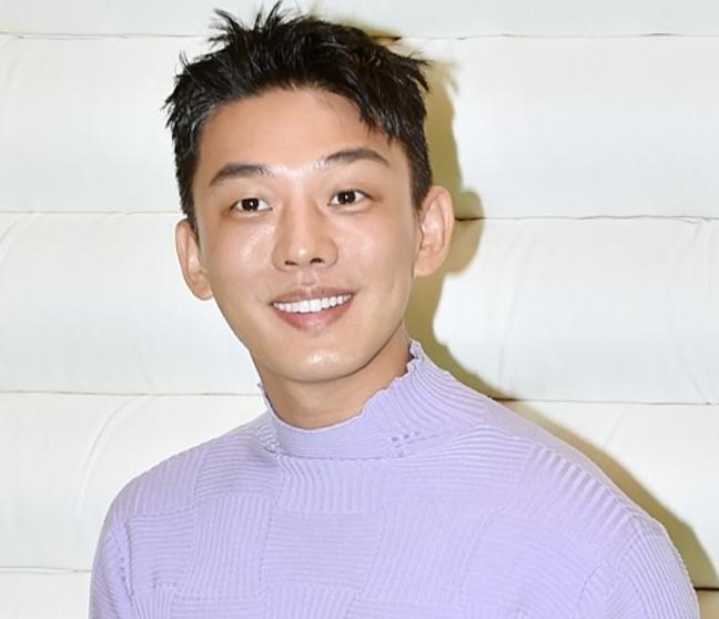 '입 꾹 닫은' 유아인, 이렇게 과묵한 남자였나 '입 꾹 닫은' 유아인, 이렇게 과묵한 남자였나