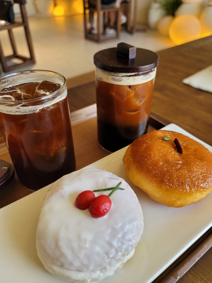  서울 한옥 카페 종로 익선동도넛 뷰좋은곳