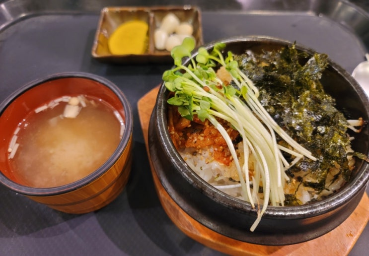  신세계백화점 강남점 푸드코트에서 알밥 먹은 후기