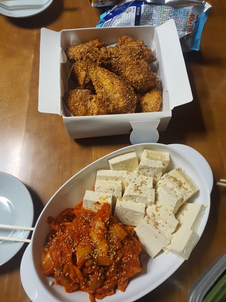  구리 맛집 꼬꼬 리그 수제 오븐 치킨 두부김치 번데기 탕 조합