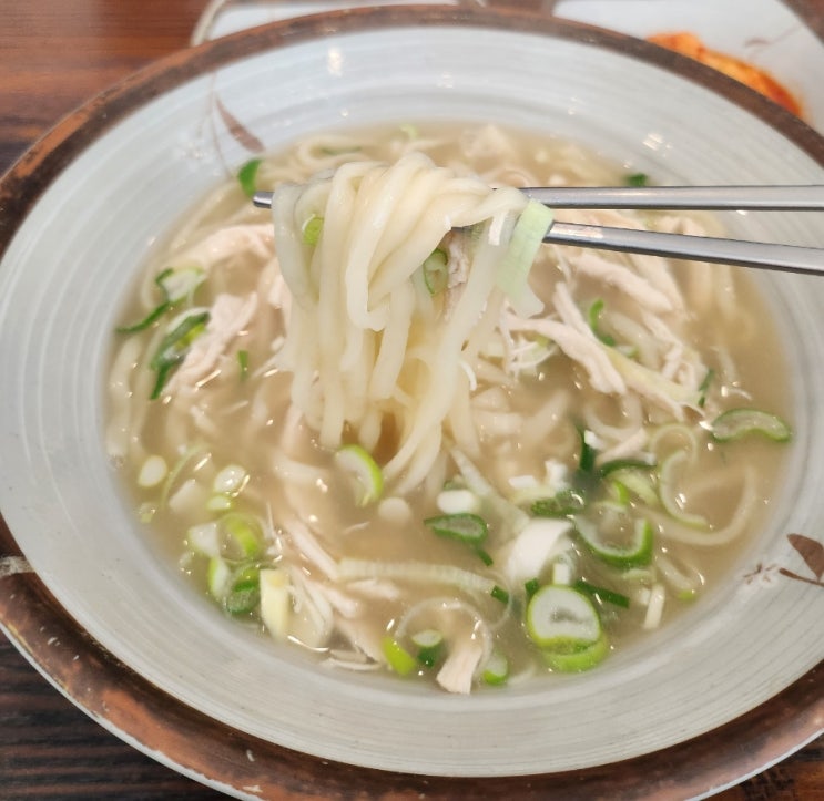  [청주]  율량동 칼국수 시원한 닭육수가 매력적